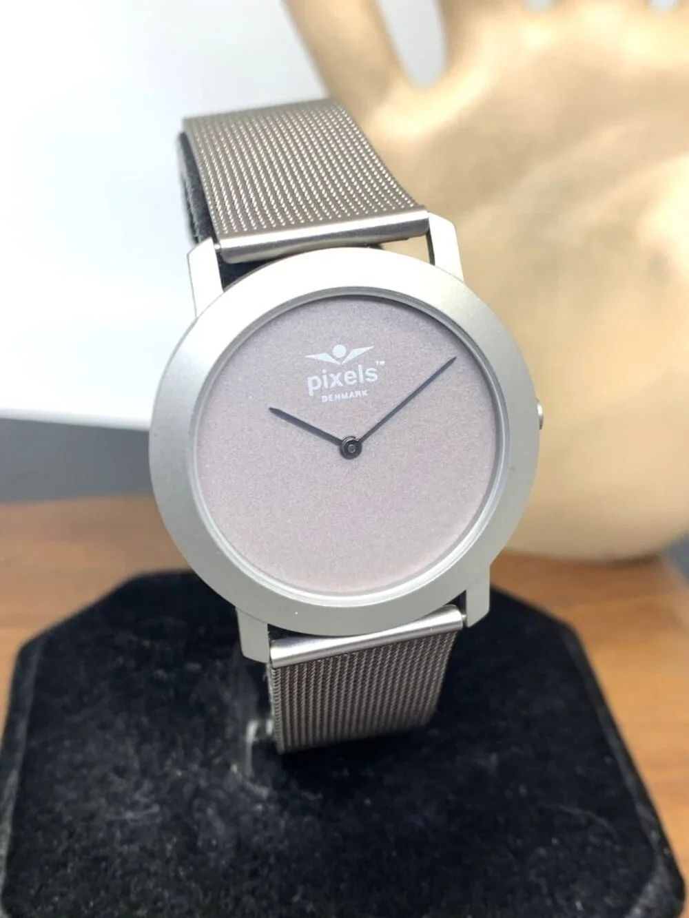 Pixels Denmark Unisex Watch Gray Dial Quartz Titanium Case Stainless Steel Band